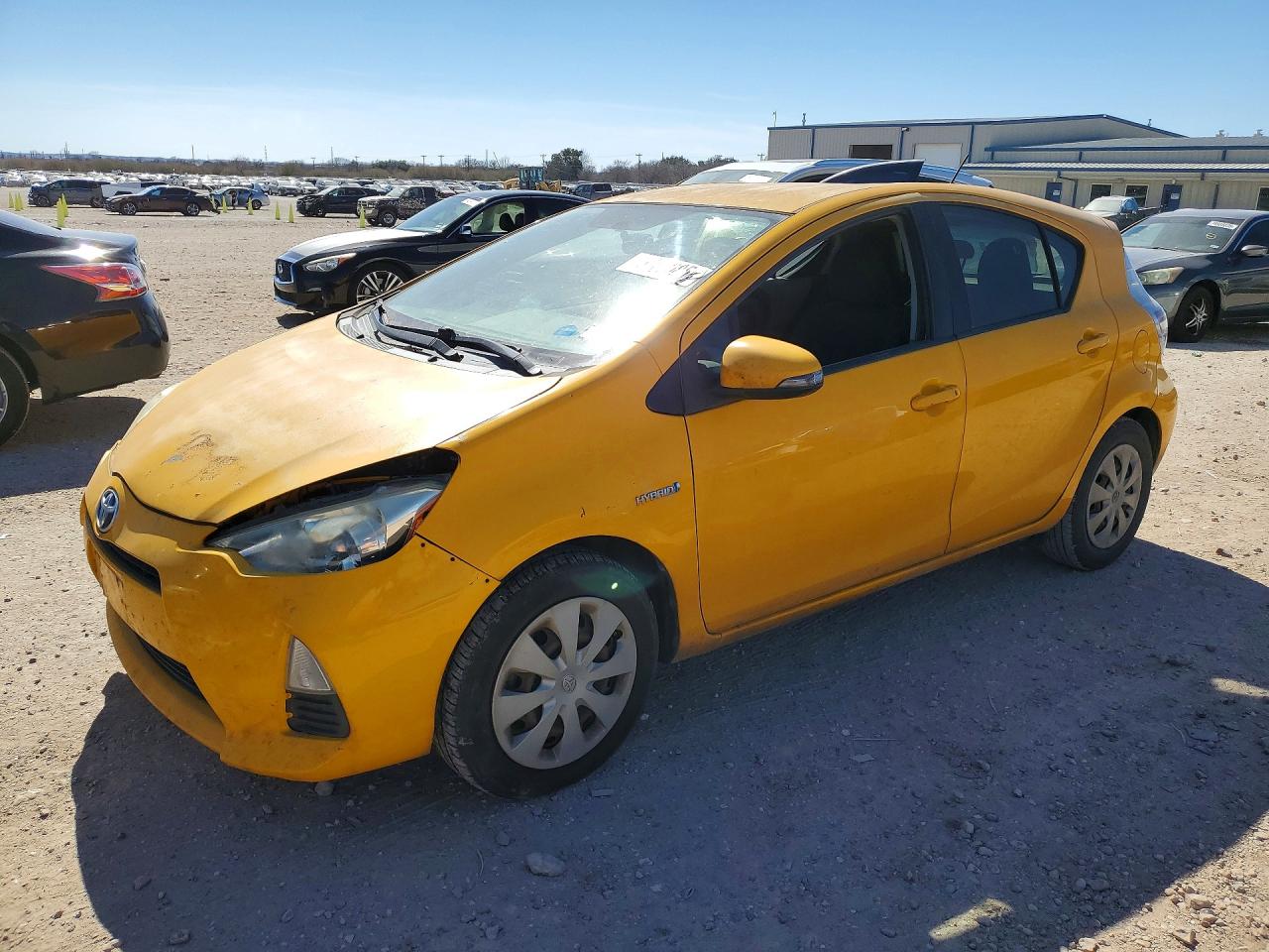 TOYOTA PRIUS C 2014