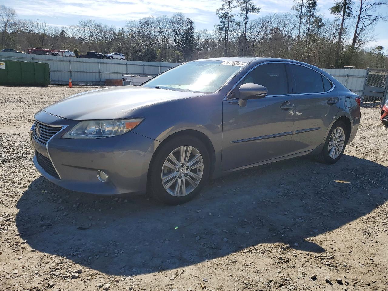 LEXUS ES 2015