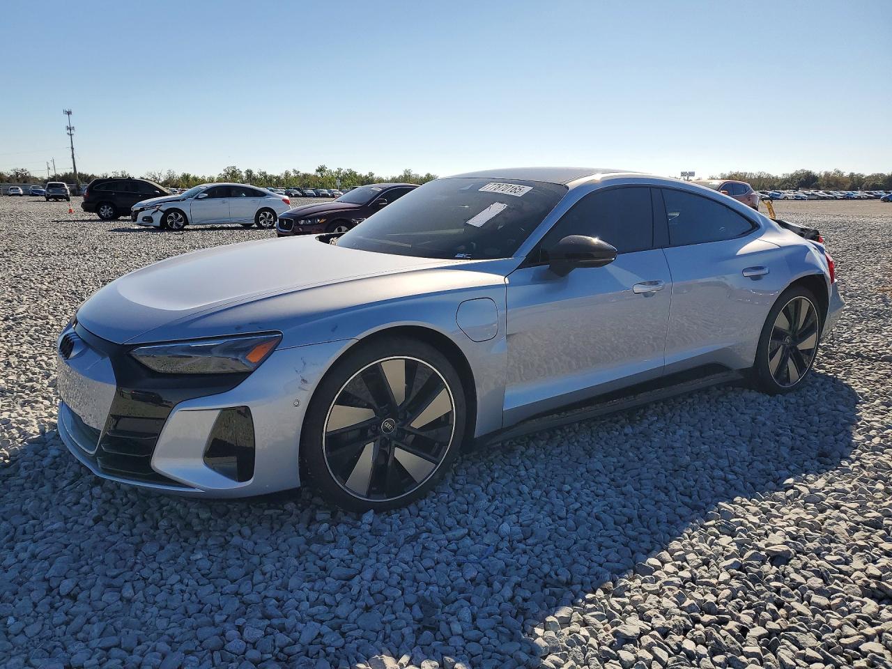 AUDI E-TRON GT 2023