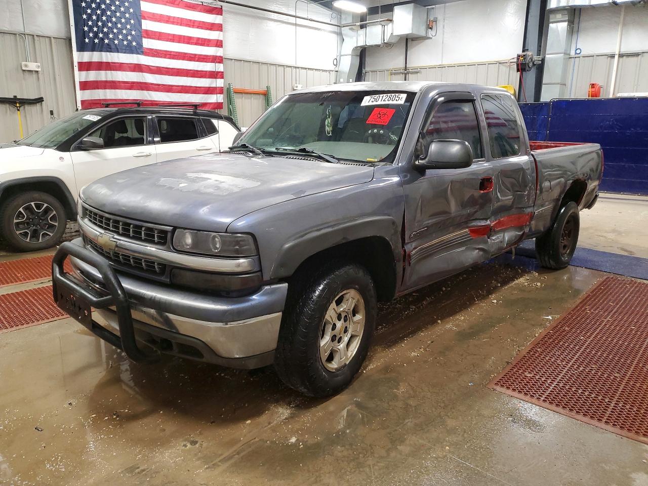 CHEVROLET SILVERADO 2002