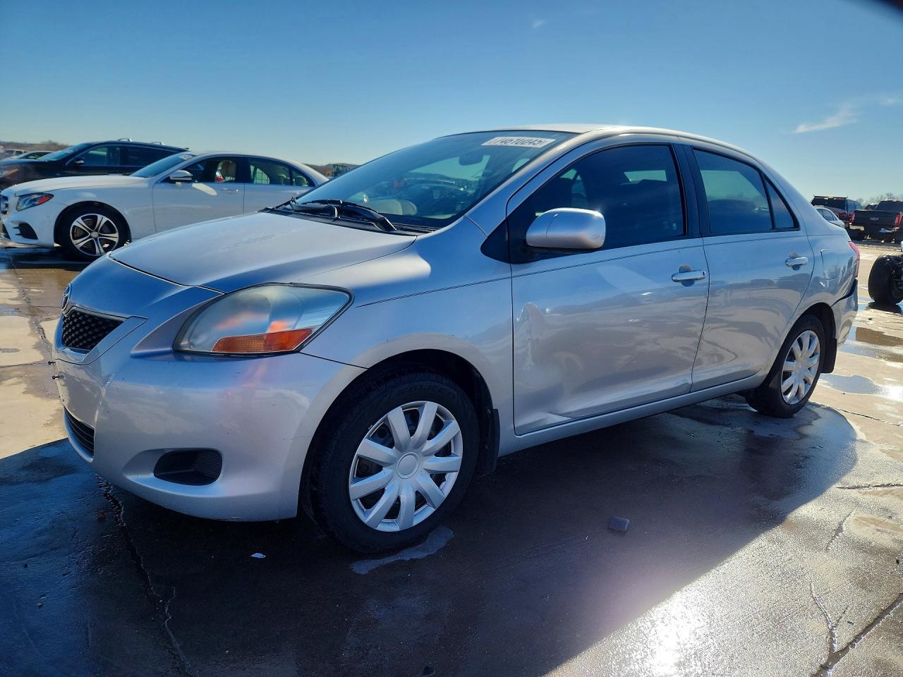 TOYOTA YARIS 2010