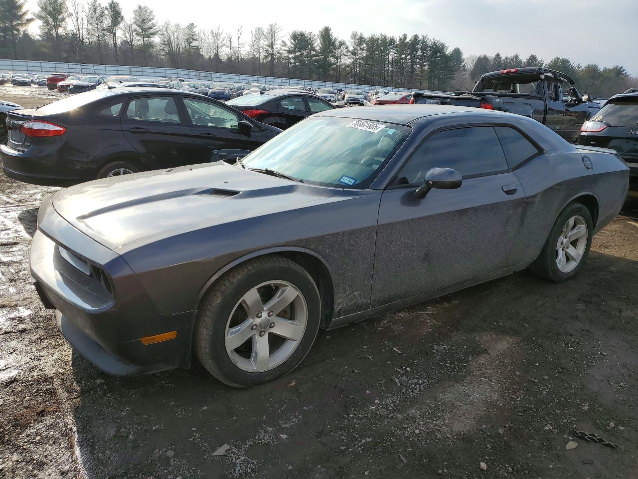 DODGE CHALLENGER 2013
