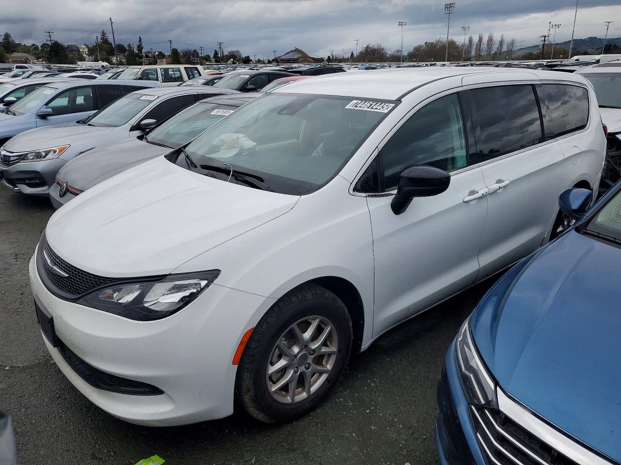 CHRYSLER VOYAGER 2024
