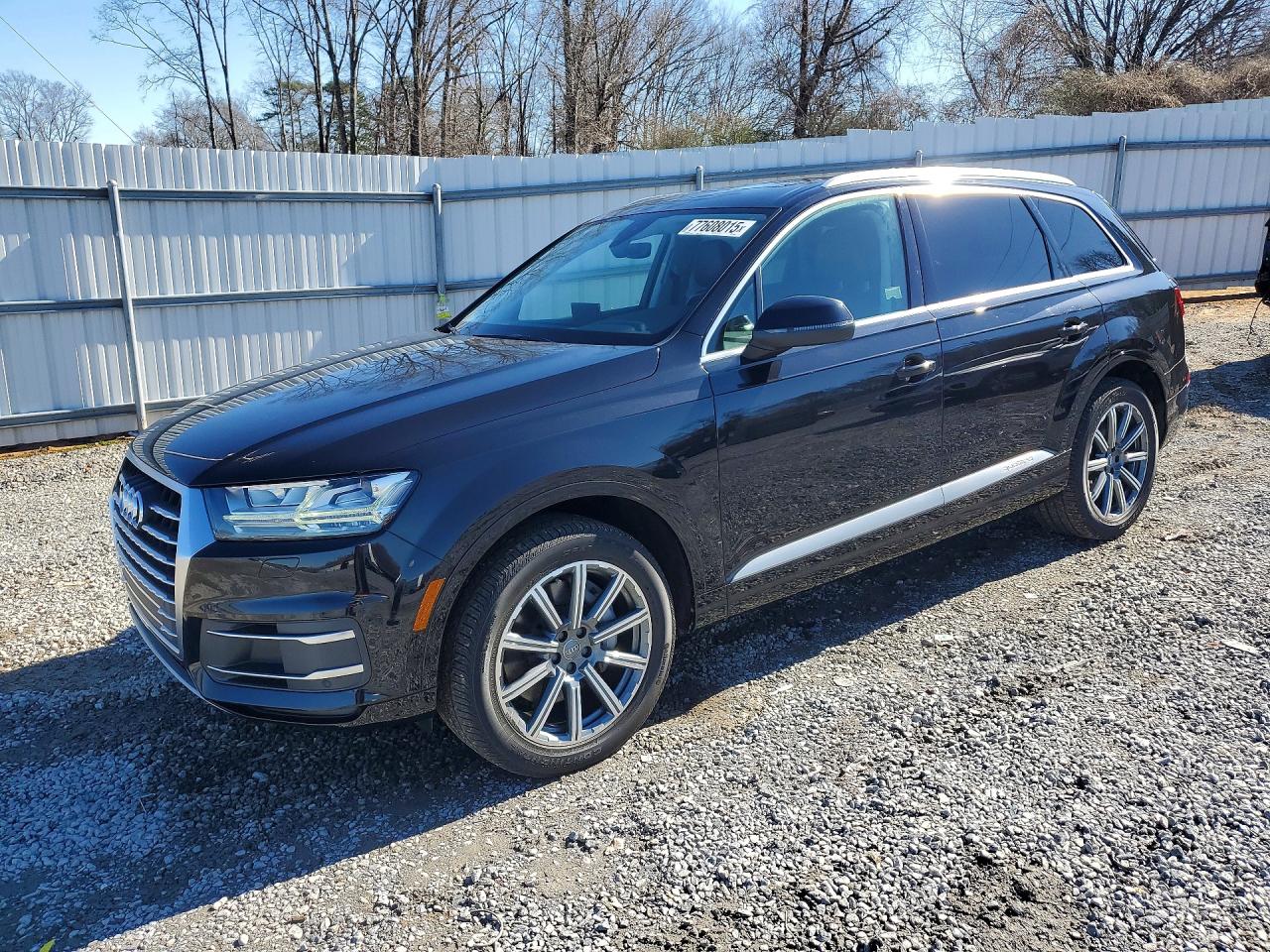 AUDI Q7 2019