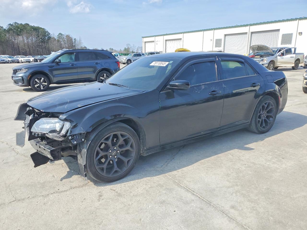 CHRYSLER 300 2019
