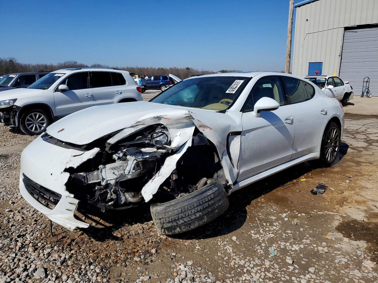 PORSCHE PANAMERA 2016