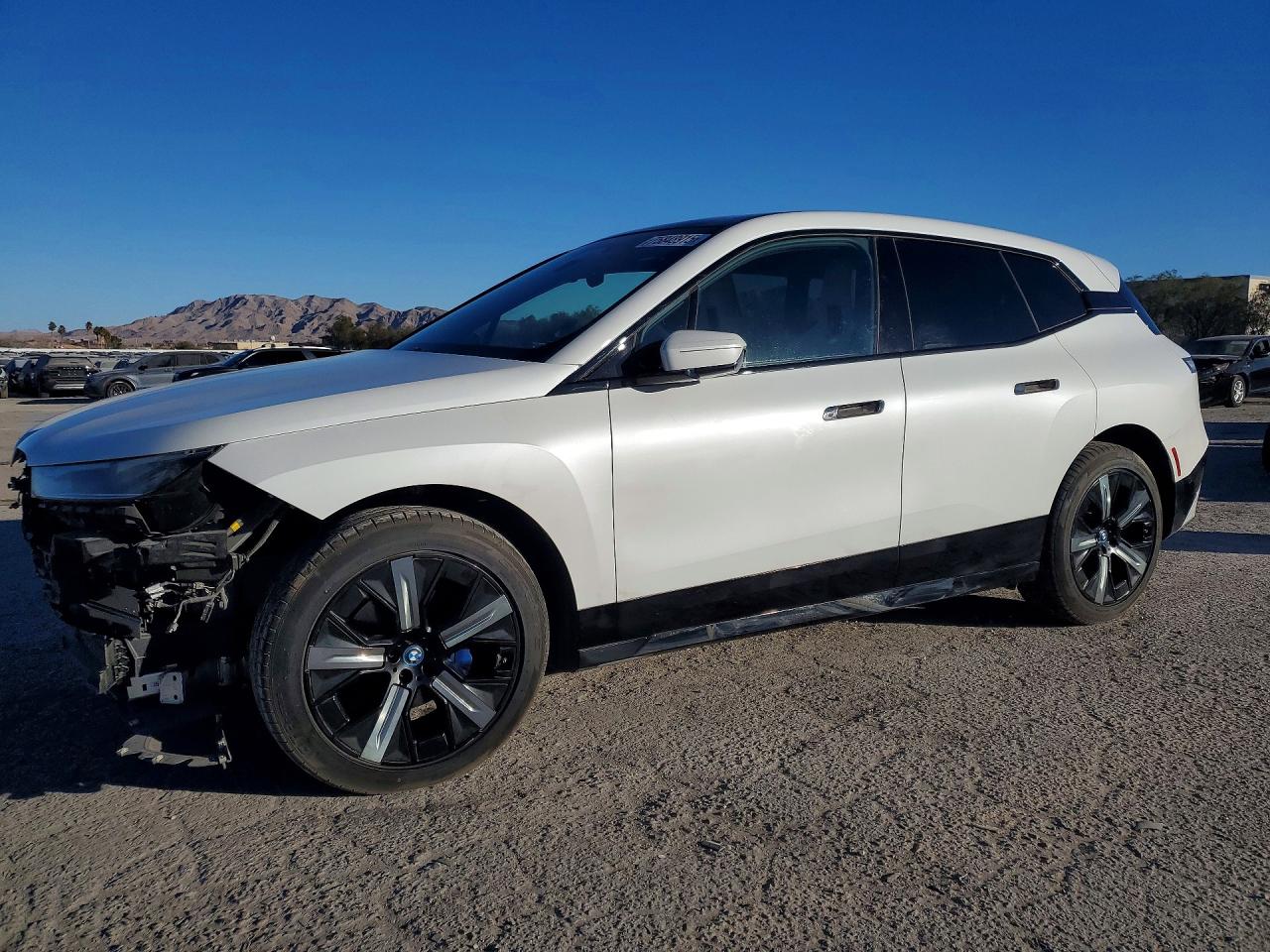 BMW IX 2023