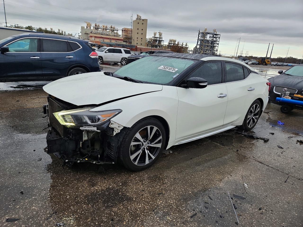 NISSAN MAXIMA 2017