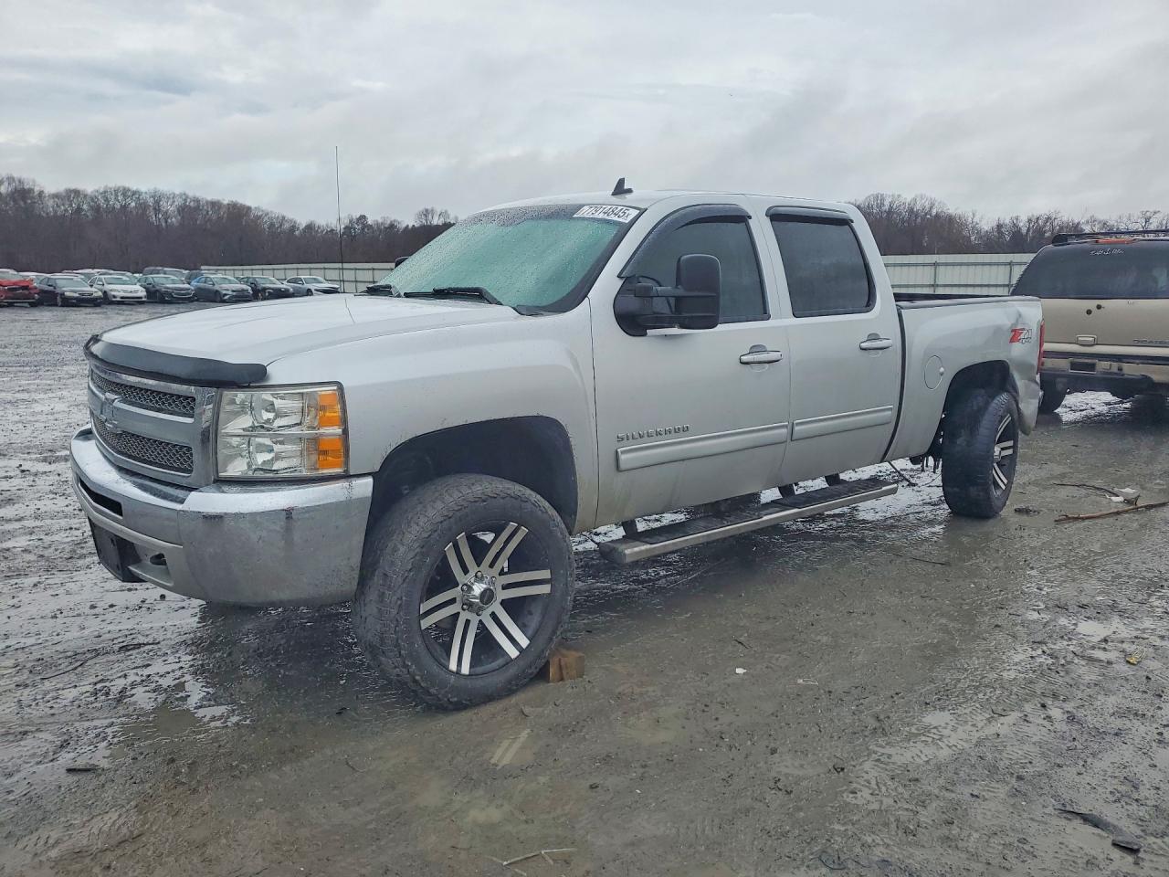CHEVROLET SILVERADO 2013