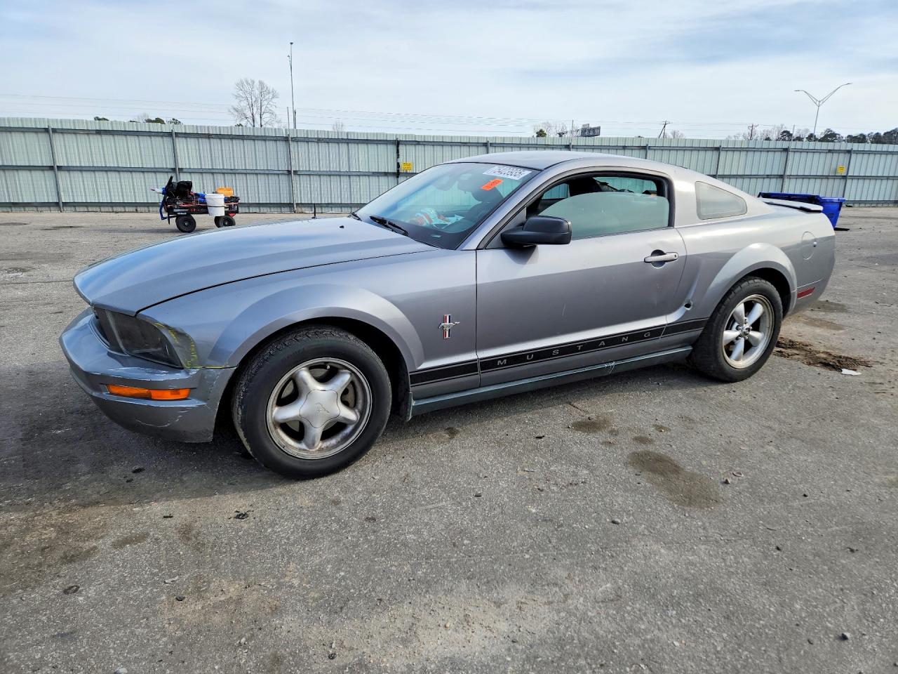 FORD MUSTANG 2007