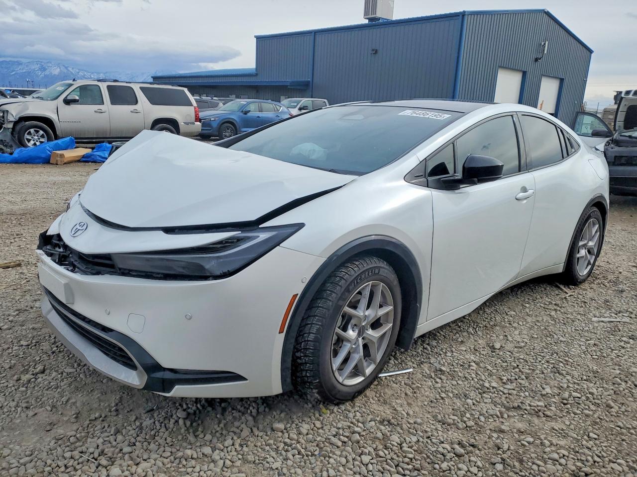 TOYOTA PRIUS PRIME 2024