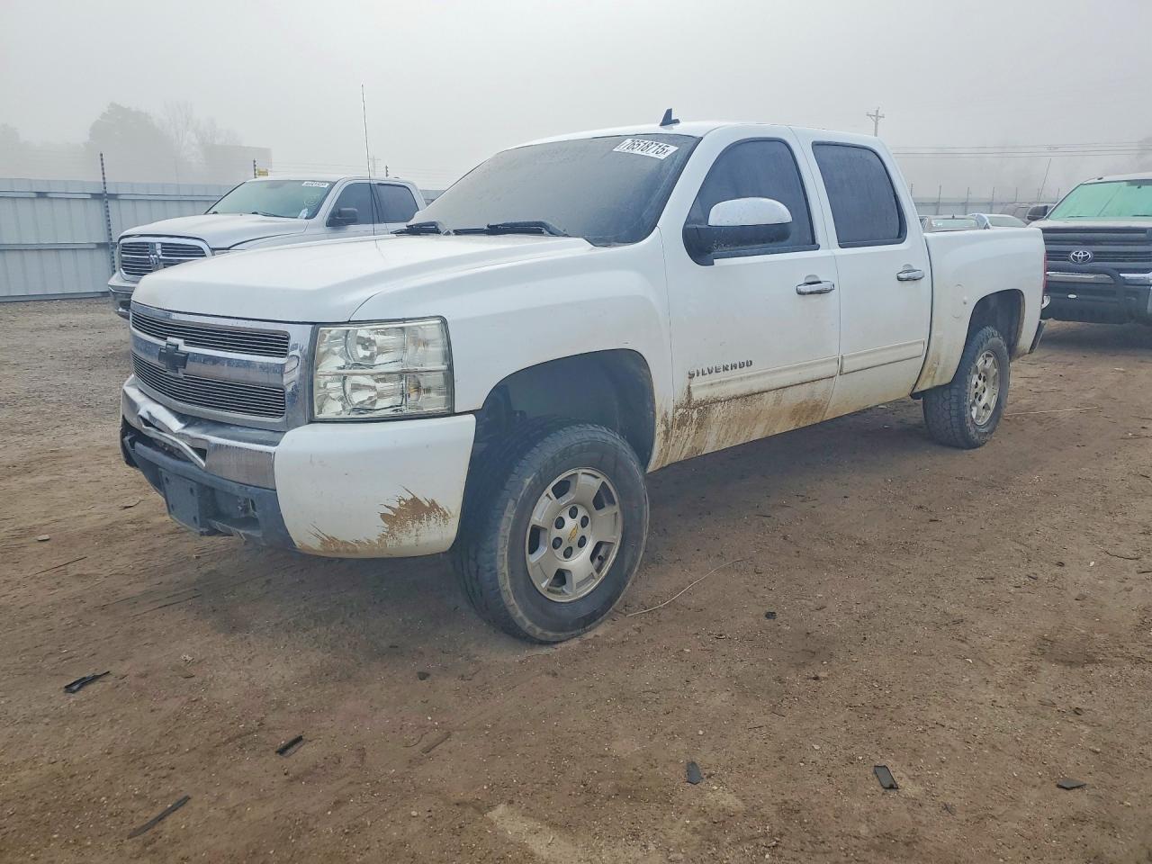 CHEVROLET SILVERADO 2011