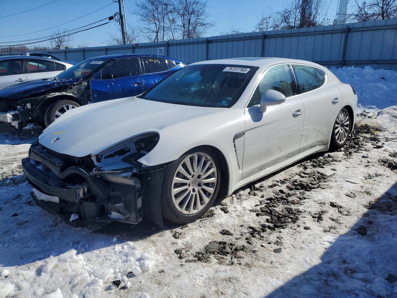 PORSCHE PANAMERA 2014