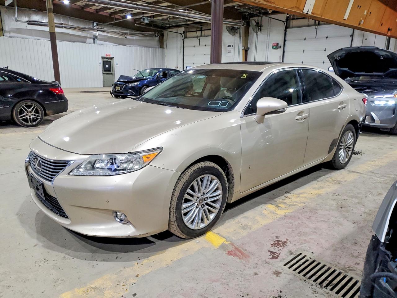 LEXUS ES 2014