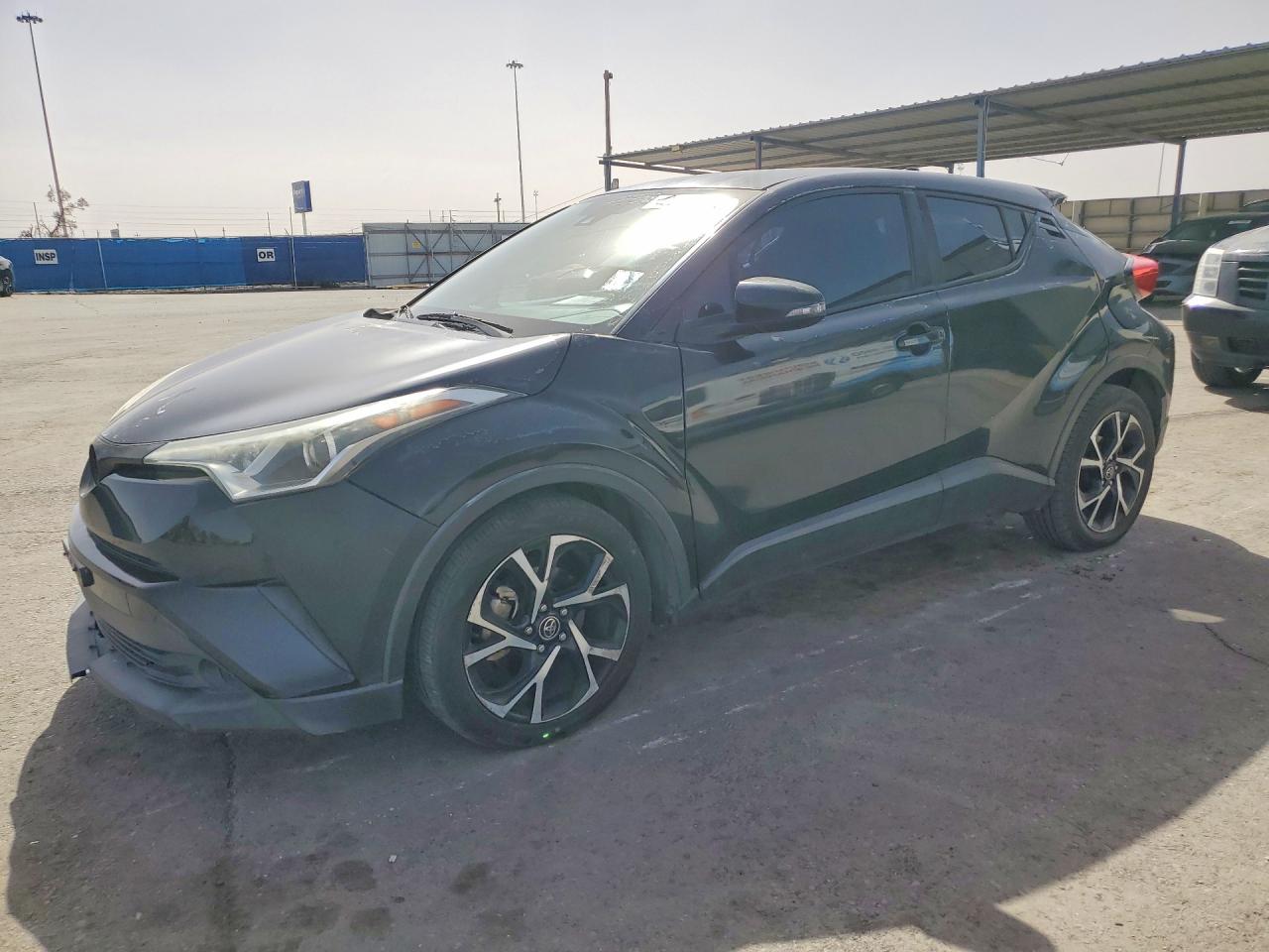 TOYOTA C-HR 2018