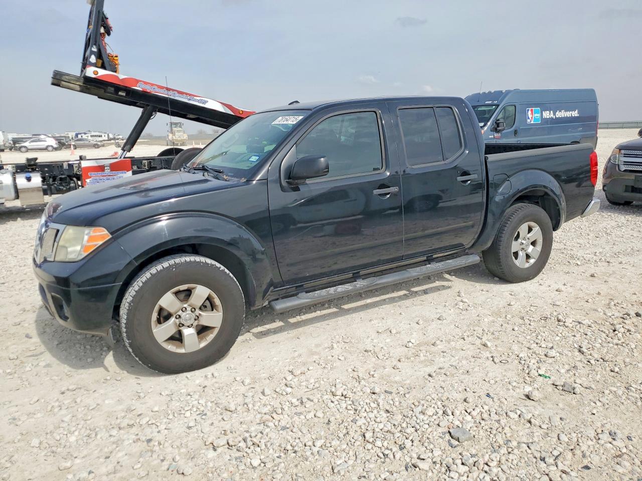 NISSAN FRONTIER 2012