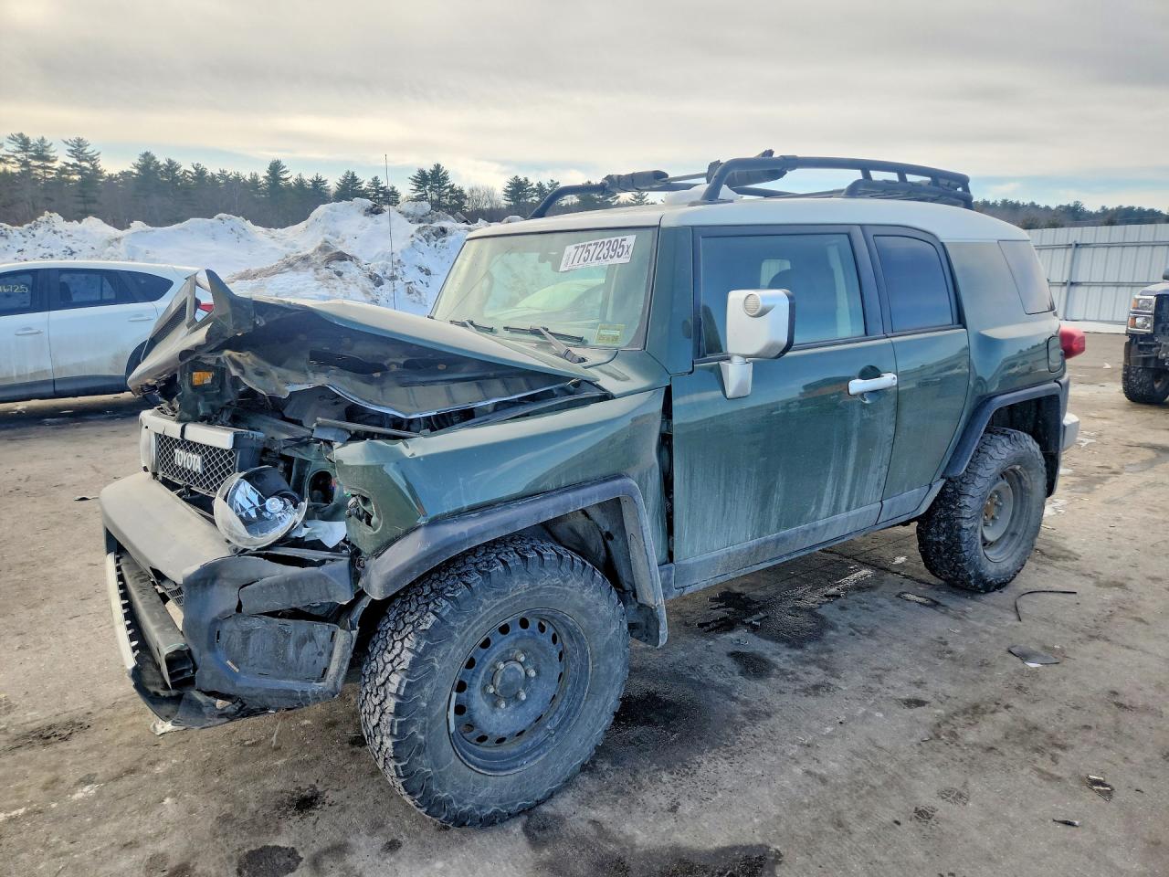 TOYOTA FJ CRUISER 2013