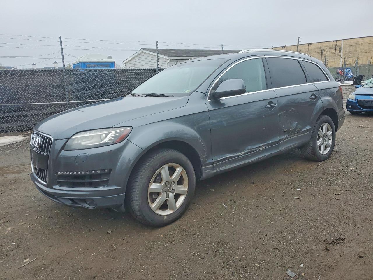 AUDI Q7 2013
