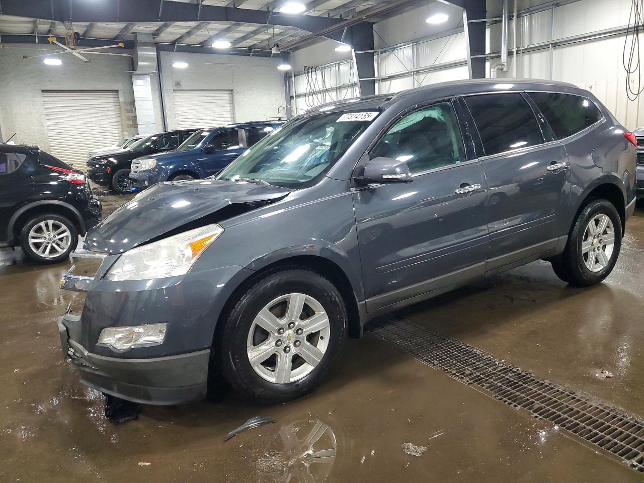 CHEVROLET TRAVERSE 2011