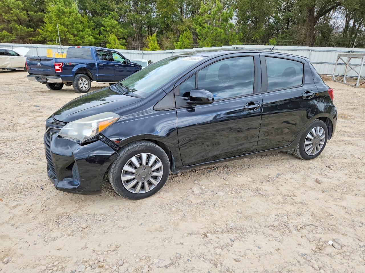 TOYOTA YARIS 2015