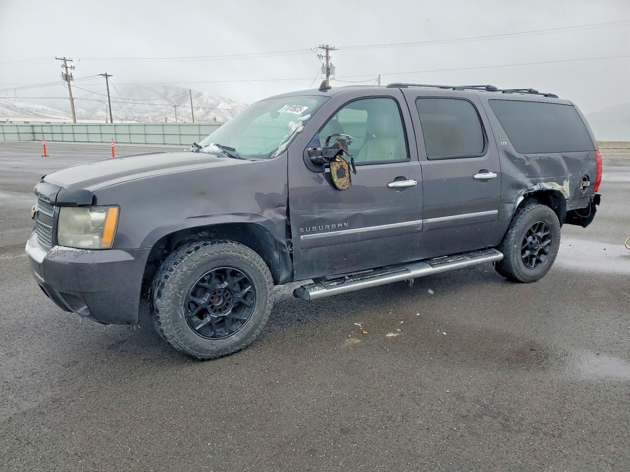 CHEVROLET SUBURBAN 2010