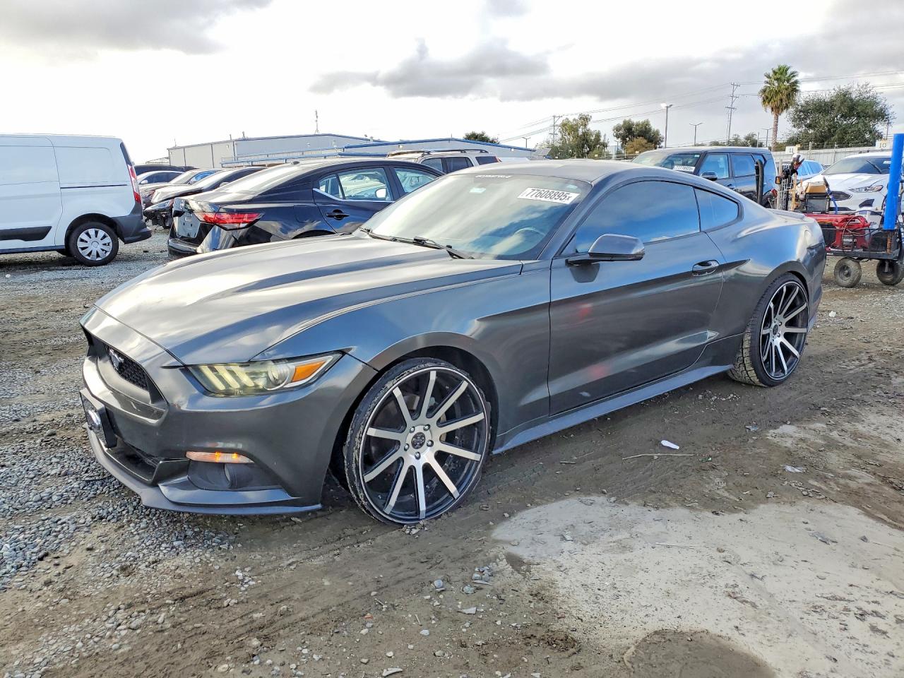 FORD MUSTANG 2016