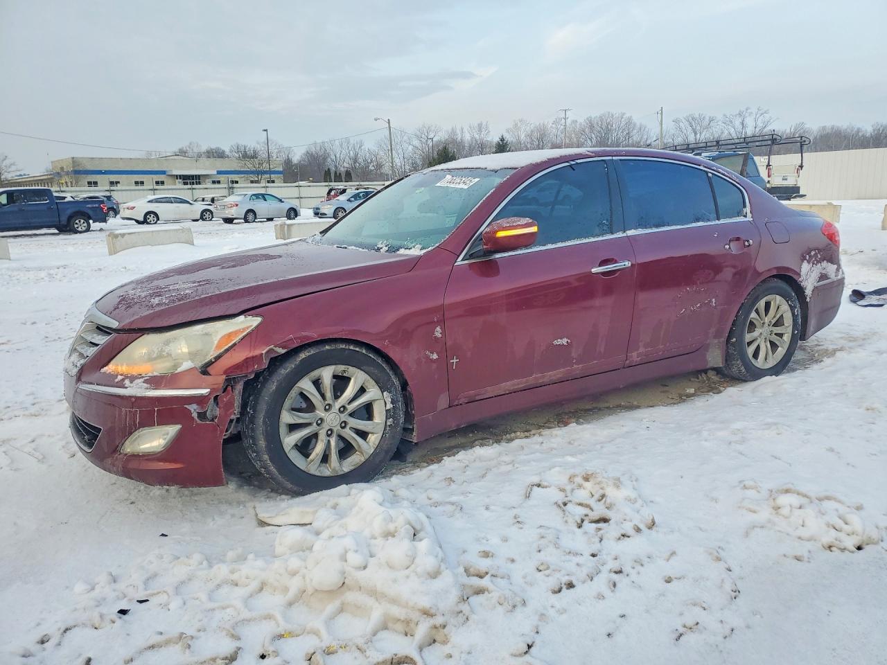 HYUNDAI GENESIS 3. 2012