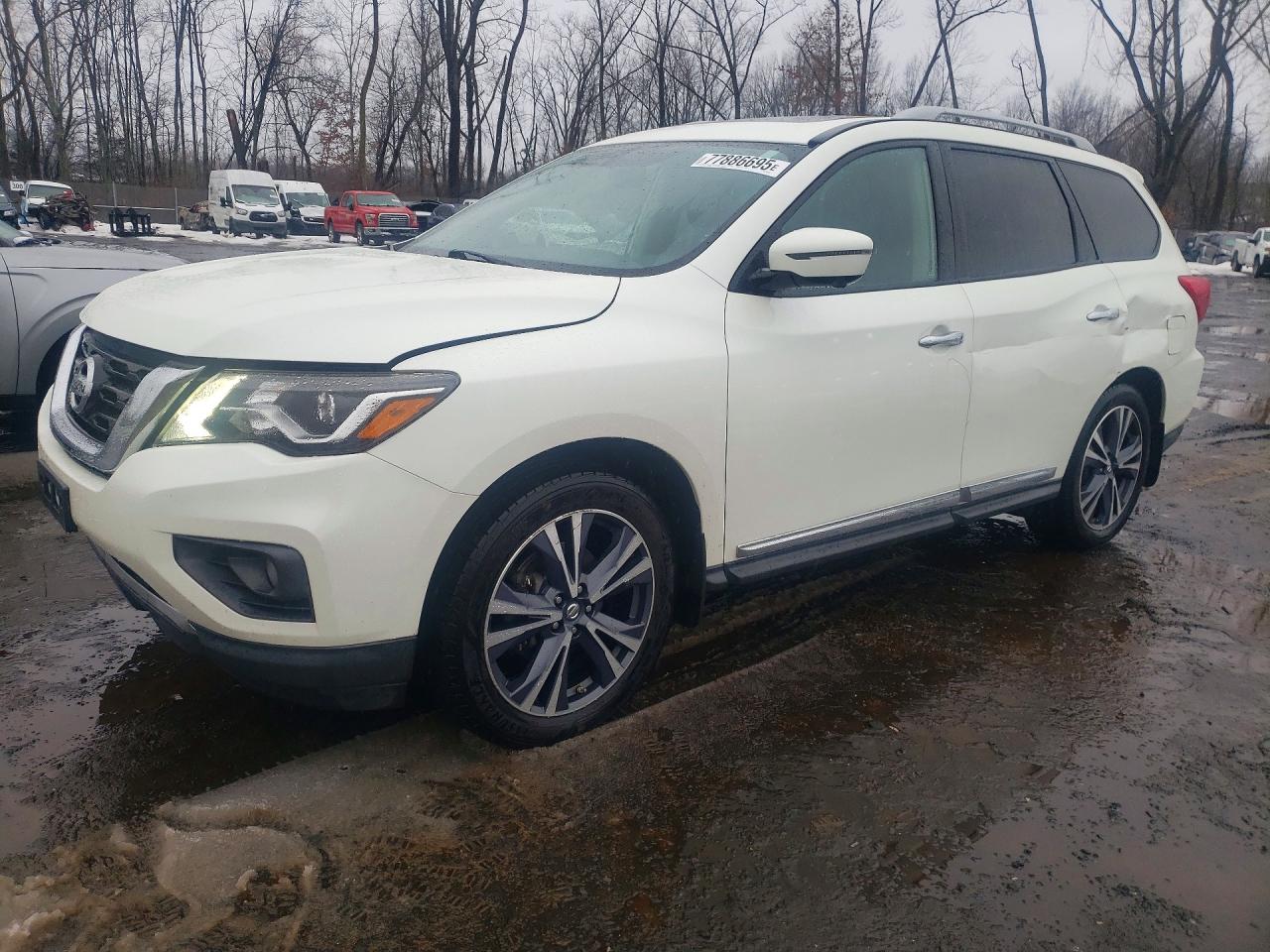 NISSAN PATHFINDER 2017