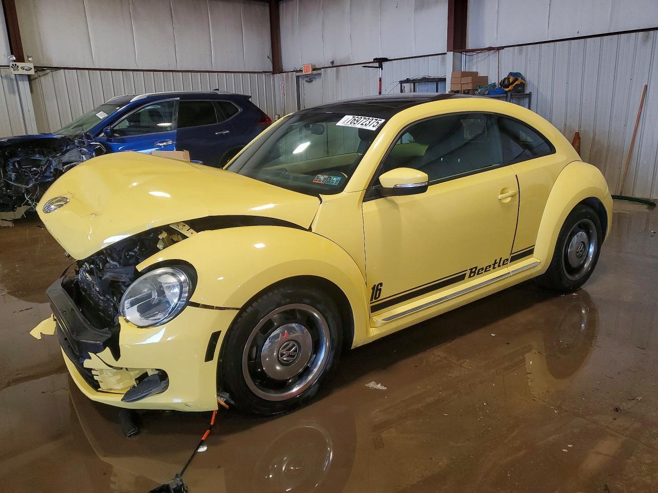 VOLKSWAGEN BEETLE 2012