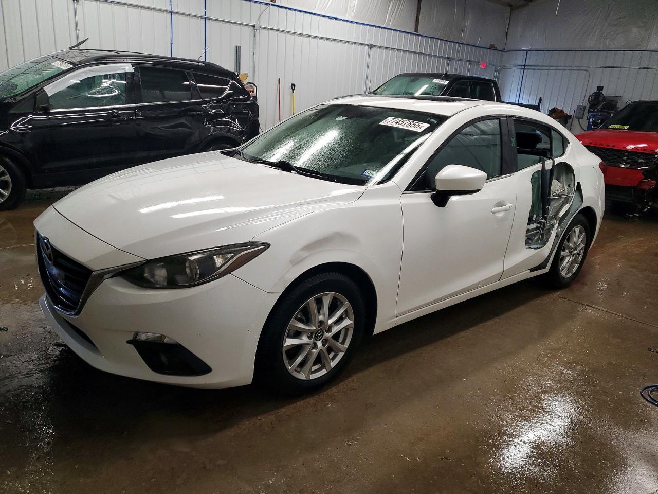 MAZDA 3 2015