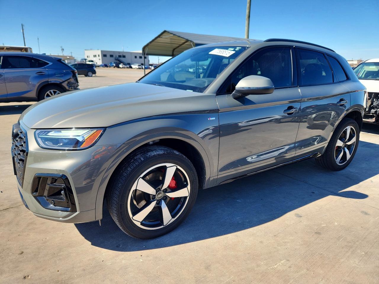 AUDI Q5 2024