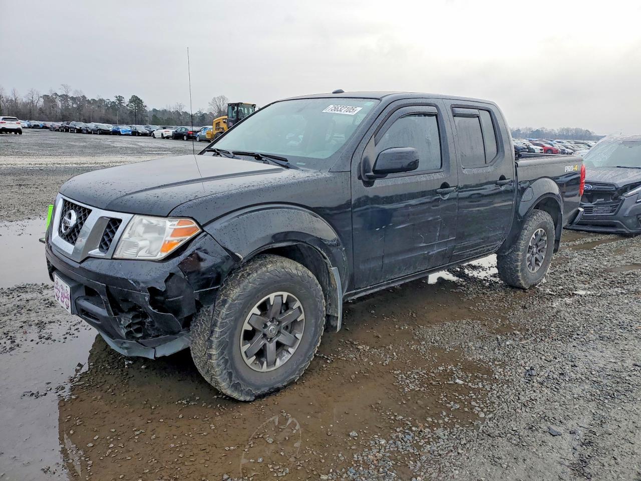 NISSAN FRONTIER 2014