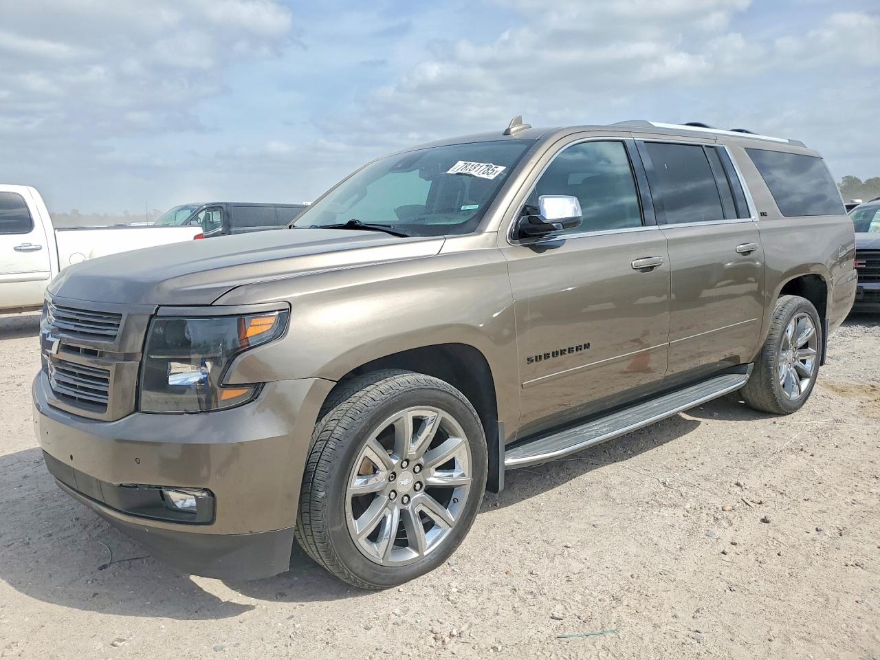 CHEVROLET SUBURBAN 2016
