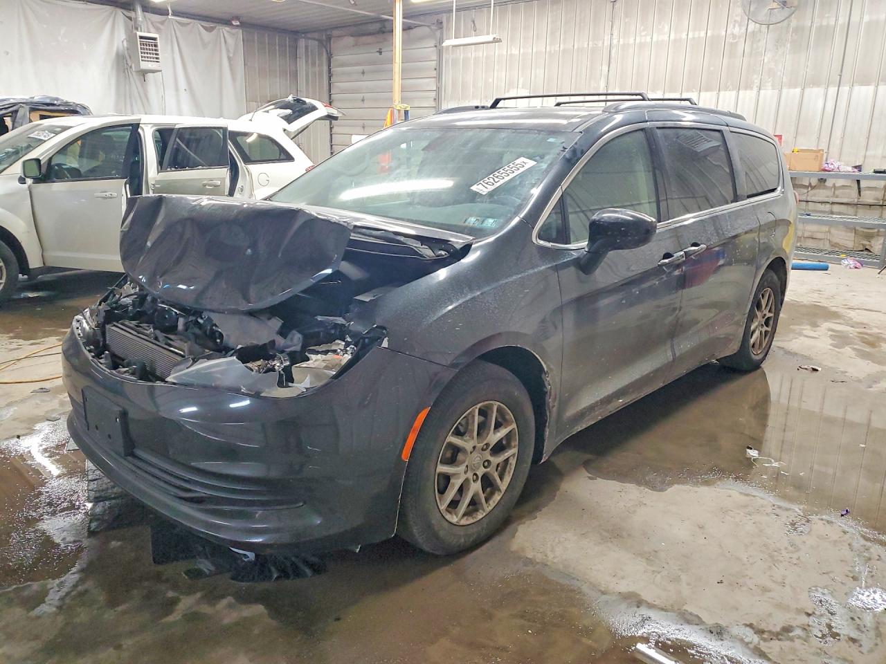 CHRYSLER VOYAGER 2020