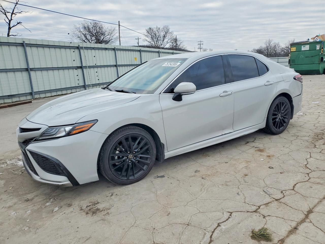 TOYOTA CAMRY HYBRID 2024