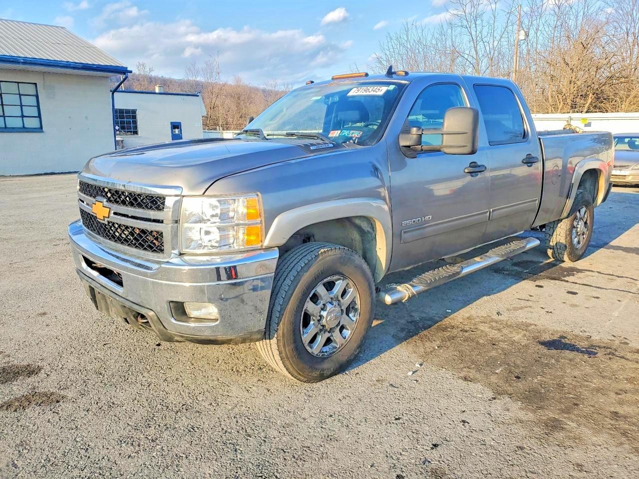 CHEVROLET SILVERADO 2013