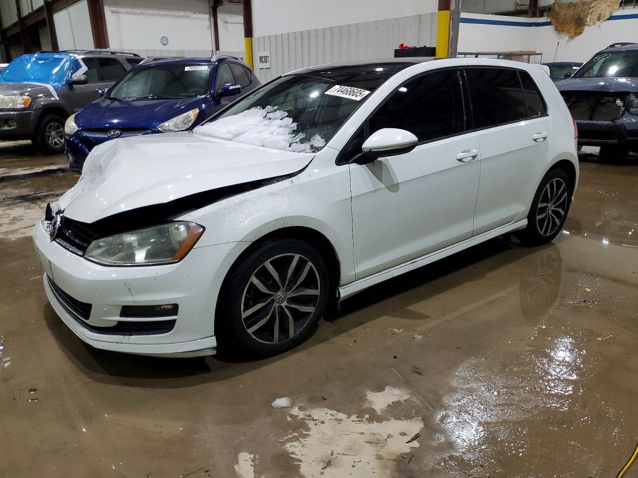 VOLKSWAGEN GOLF 2015