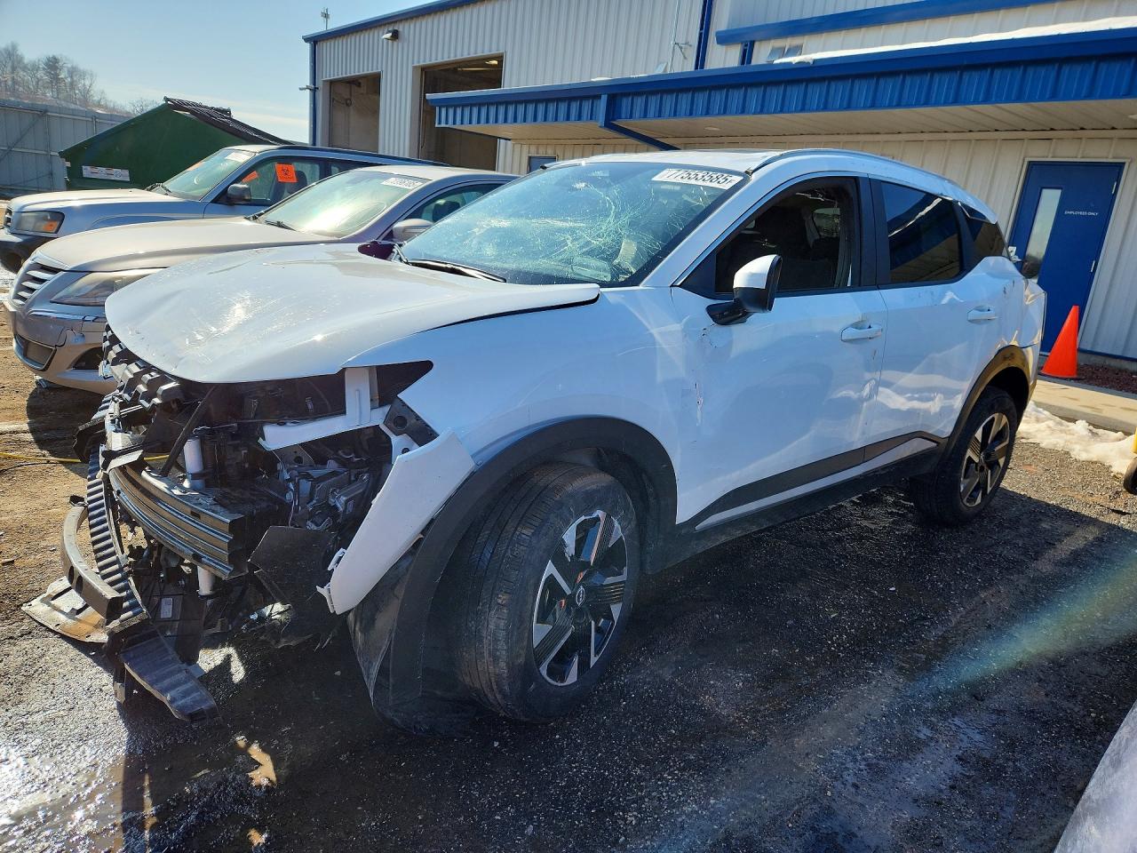 NISSAN KICKS 2025