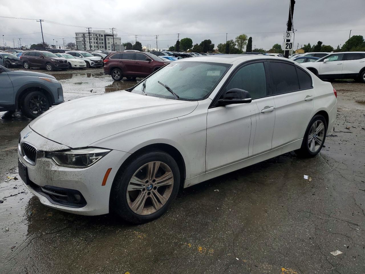 BMW 330 2017