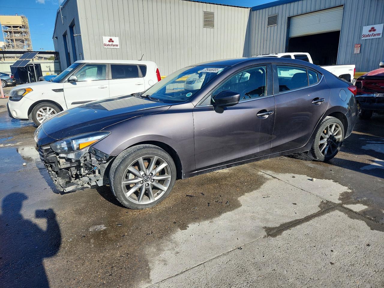 MAZDA 3 2018