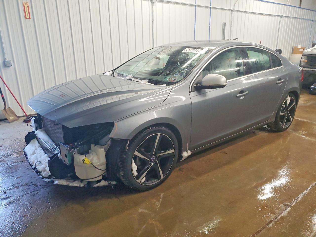 VOLVO S60 2016