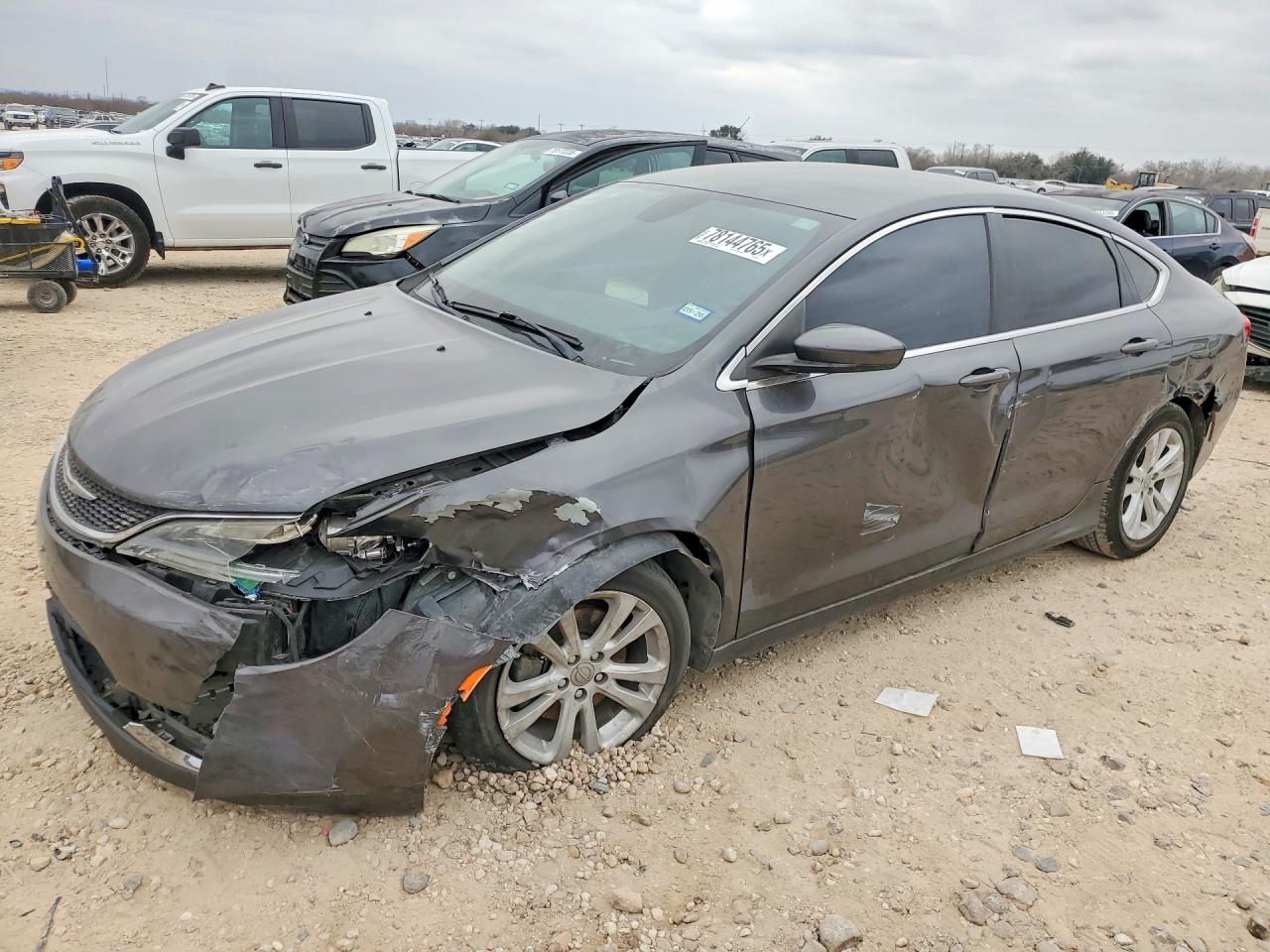CHRYSLER 200 2015