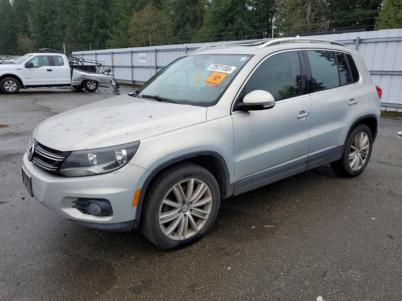 VOLKSWAGEN TIGUAN 2012