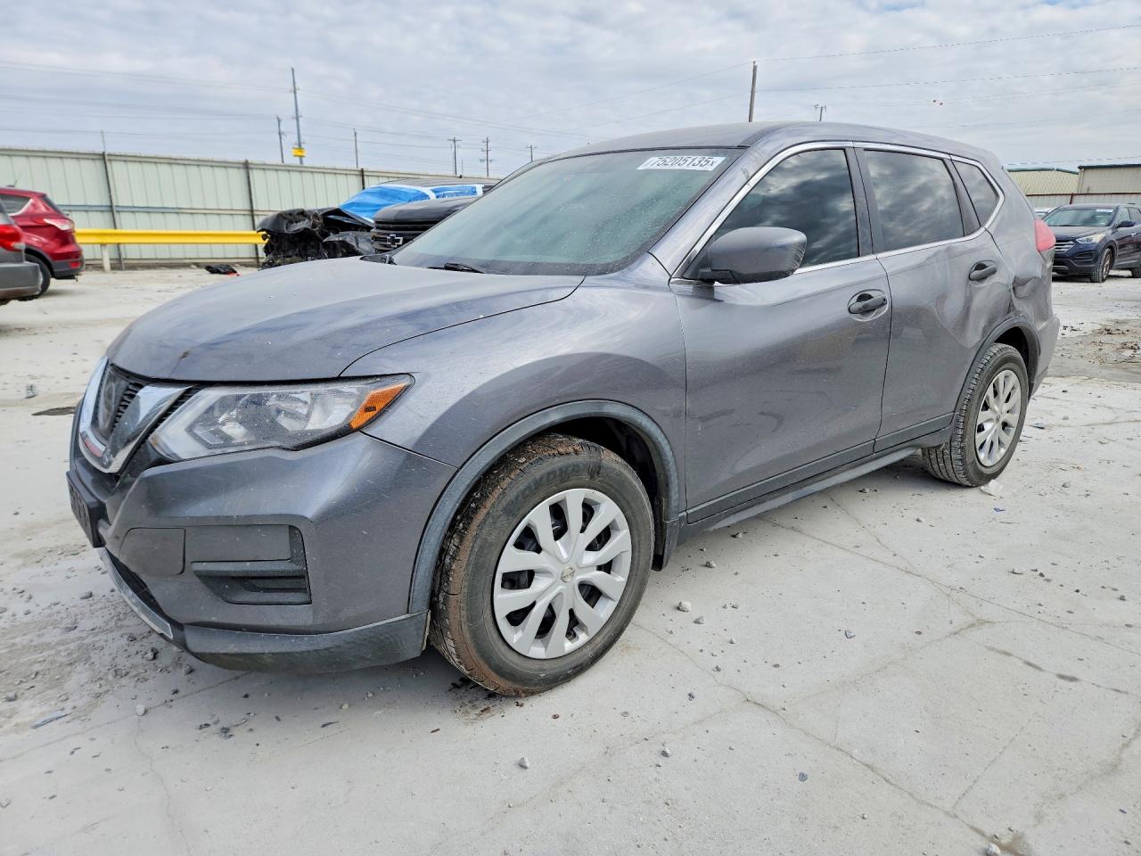 NISSAN ROGUE 2017