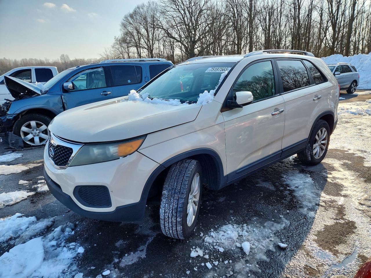 KIA SORENTO 2011