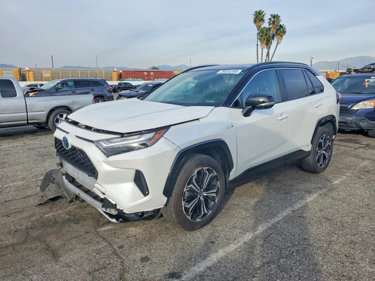 TOYOTA RAV4 PRIME 2024