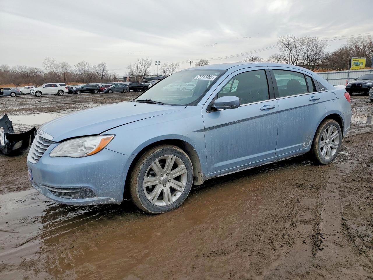 CHRYSLER 200 2013