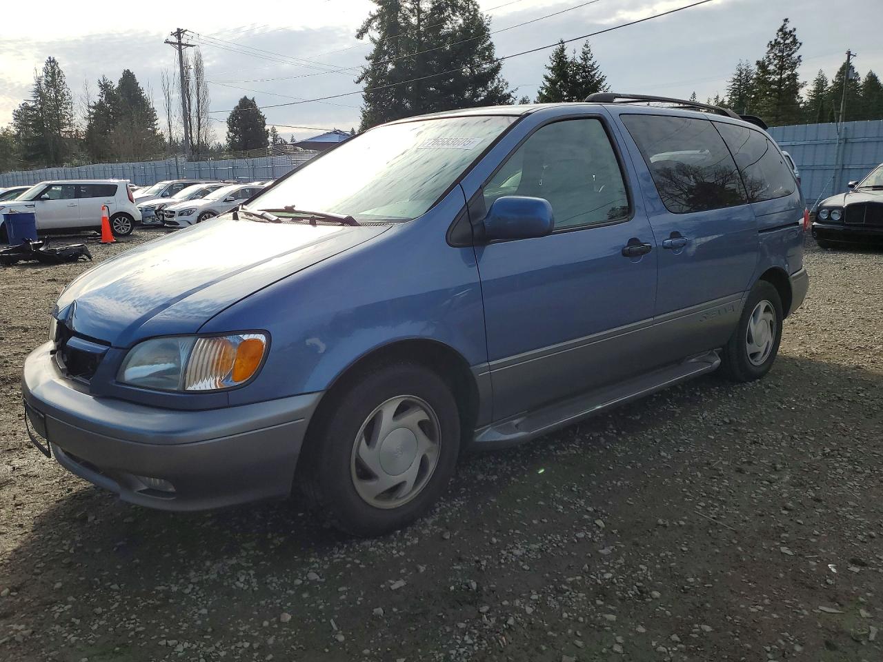 TOYOTA SIENNA 2002