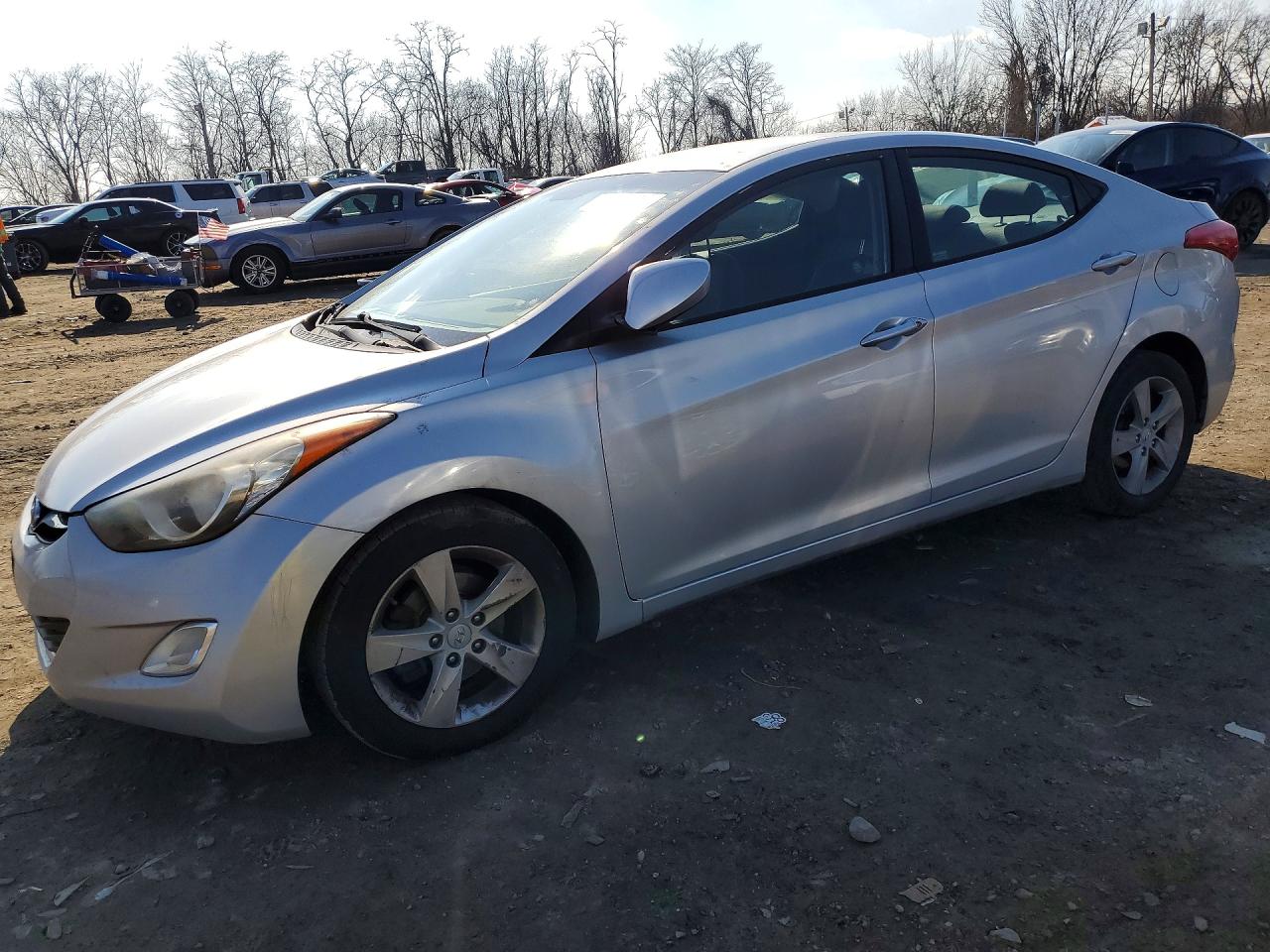 HYUNDAI ELANTRA 2013