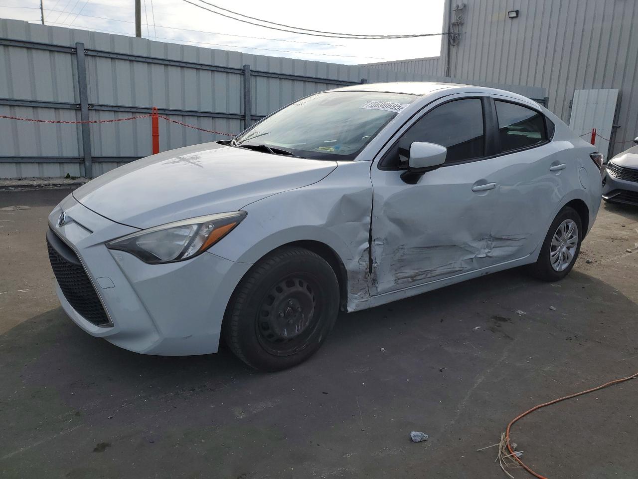 TOYOTA YARIS 2019